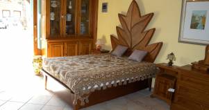 Letto foglia legno 2